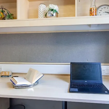 For Students Only - Comfy And Spacious Ensuites At The Village In *